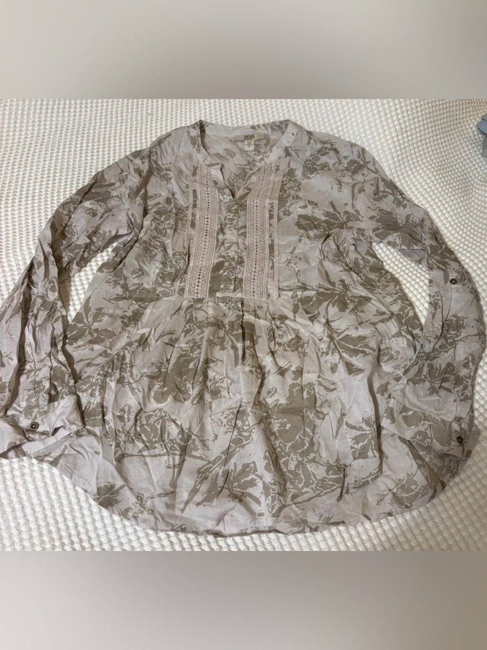 Vintage America Light Taupe and Beige Floral Long-Sleeve Smock Top